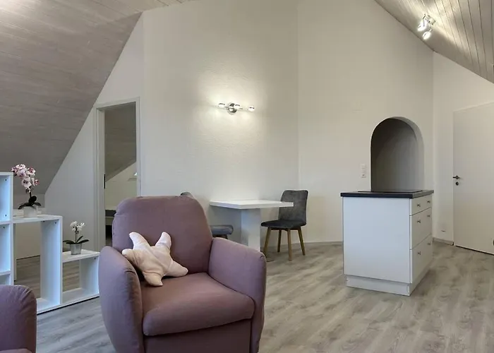 Lejlighed Dachwhg An Schoener Aussichtslage Berneck